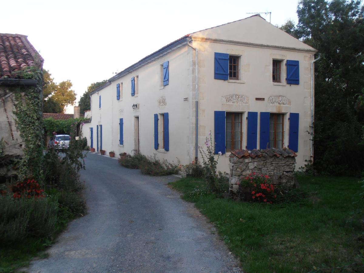 Bed and Breakfast La Platiere Yves Exterior foto